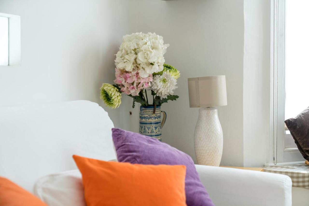 Captivating Apartment In Shepherds Bush London Bagian luar foto
