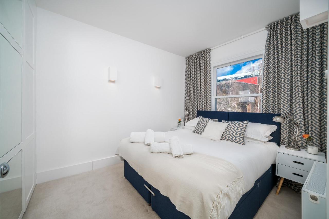 Captivating Apartment In Shepherds Bush London Bagian luar foto